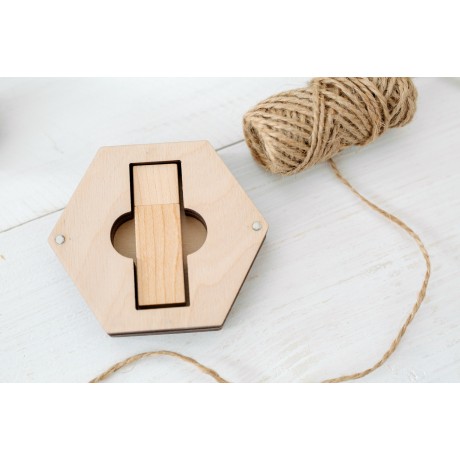 Коробочка деревянная Craft под флешку
