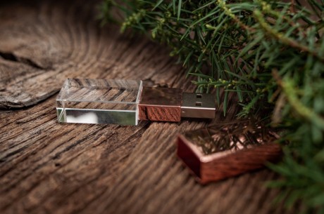 Флешка cтеклянная Metal-Glass