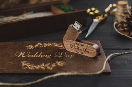 Коробочка DreamBox для фото 10х15 см и флешки